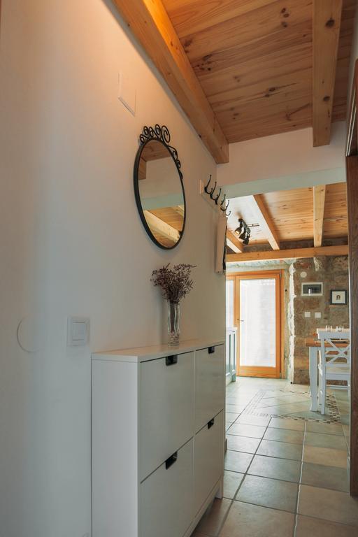 Charming Old Stone House Apartment ซาลี ภายนอก รูปภาพ